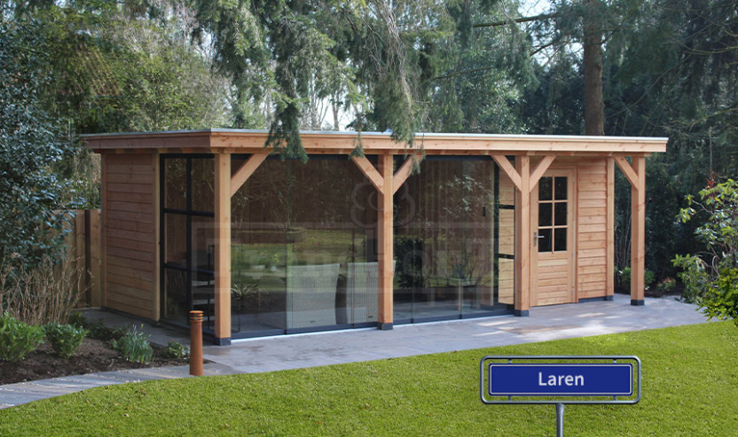 Luxe-houten-tuinkamers-met-glas-laten-bouwen---Vrijstaande-tuinkamer-of-gastenverblijf-met-glazen-schuifwanden-Laren