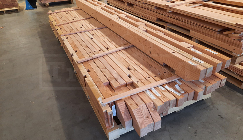 Douglas-of-eiken-houten-aanbouwveranda-veranda--overkapping-op-maat-lante-maken-prijs-maatwerk-trendhout