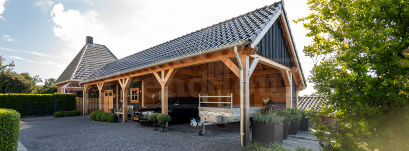 grote douglas houten kapschuur constructie garage met carport op maat als bouwpakket laten bouwen trendhout Hofstee