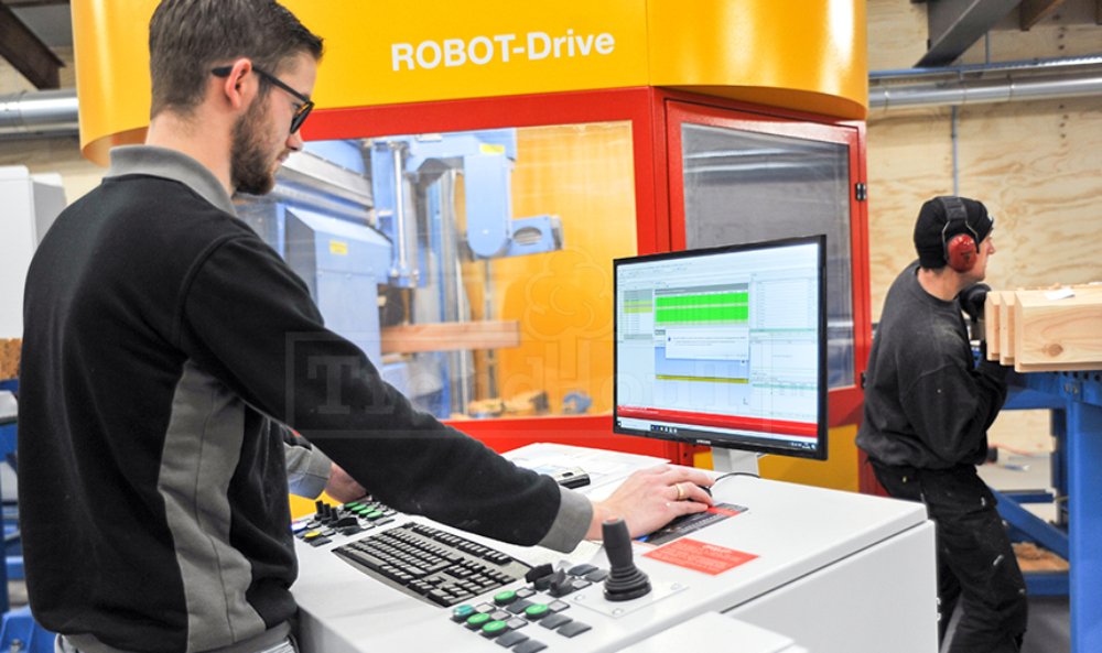 Robotdrive Hundegger houtbewerkingsmachine bij Trendhout