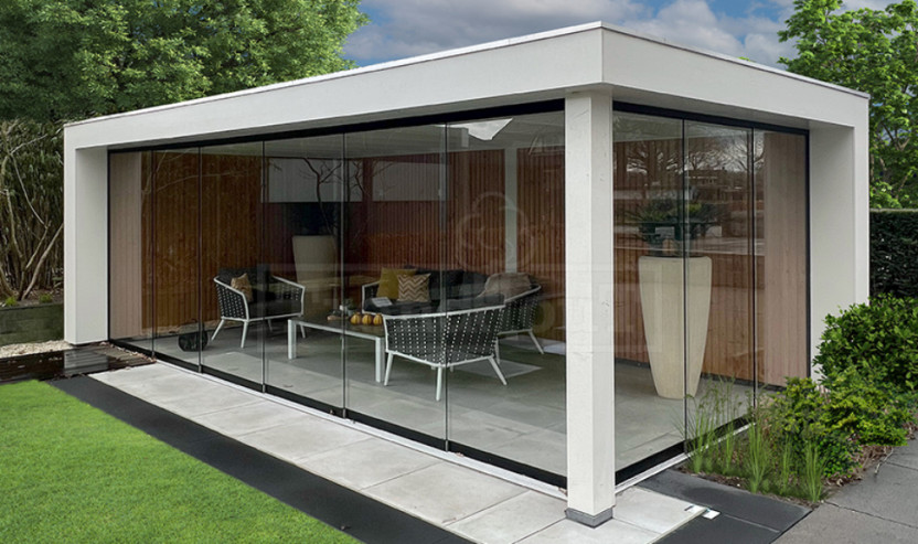 Trendhout-moderne-strakke-tuinkamer-poolhouse-met-glazen-schuifdeuren-overkapping-moderne-stijl-Verona-Amersfoort-Hoogland-Vathorst-Schoothorst-Rustenburg